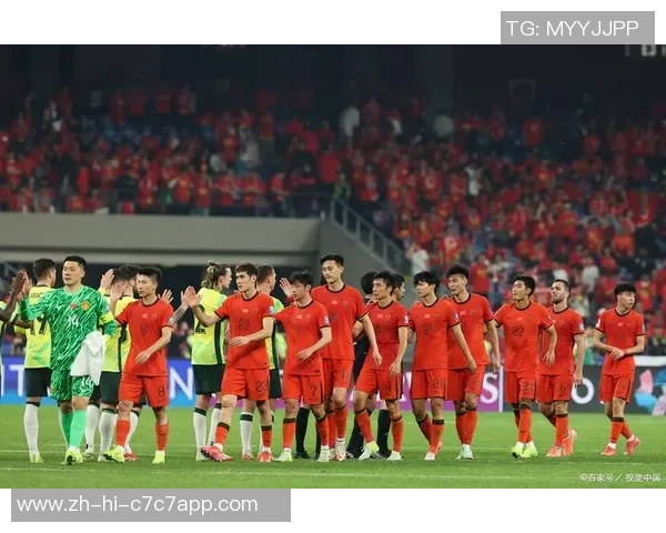 足球场上的激情与愤怒用歌声表达对球员的热爱与批评 足球场上的激情与愤怒用歌声表达对球员的热爱与批评